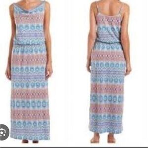 🌺🌸🌼 BOGO all midi, maxi and dresses Cabi maxi dress